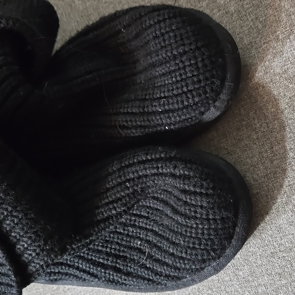 Ugg Cardi - Picture 5 of 5